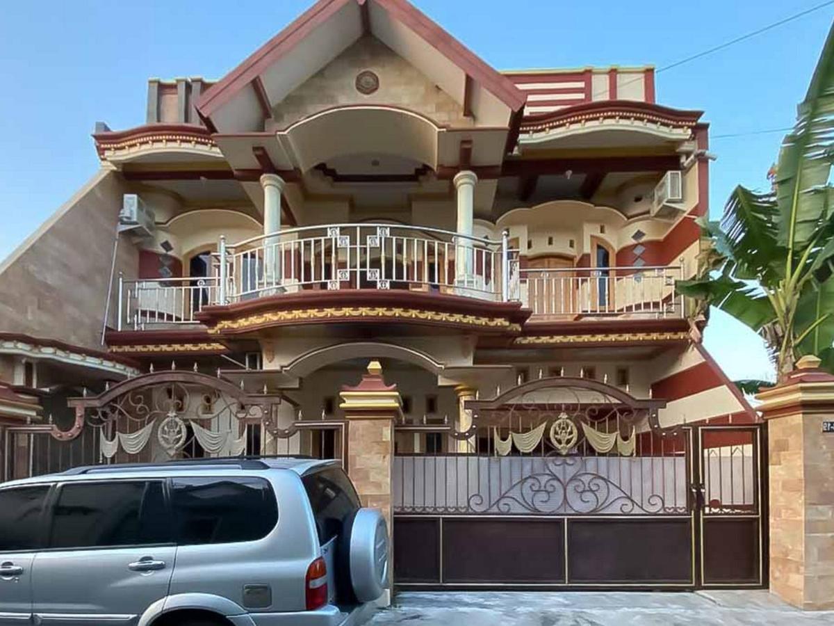 Palace Syariah Homestay Redpartner Banyuwangi  Exterior foto